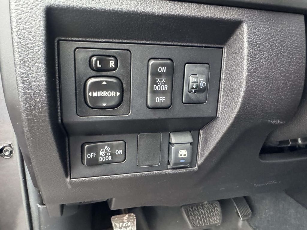 Used 2016 Toyota Tundra Truck