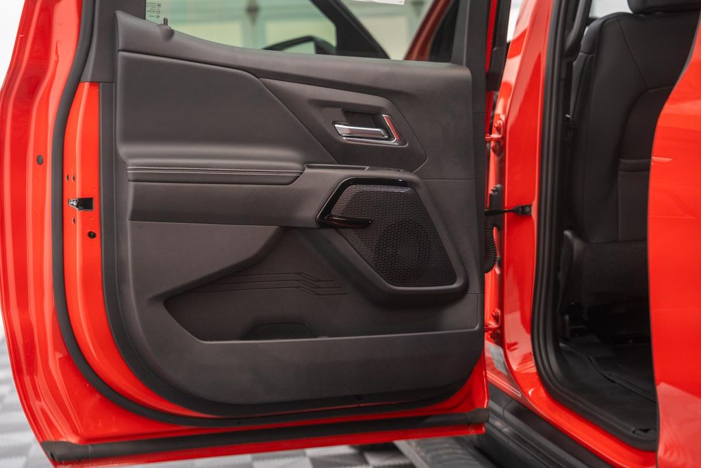 ChevroletSilverado EV35
