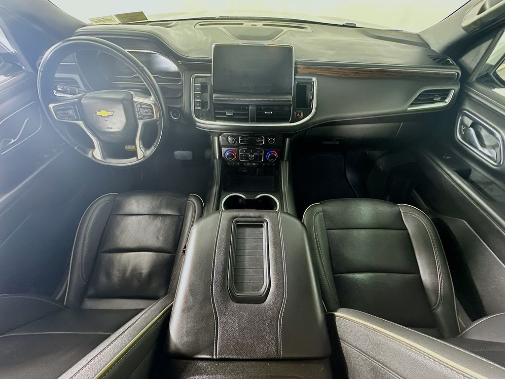 Used 2024 Gray Chevrolet Premier image 10