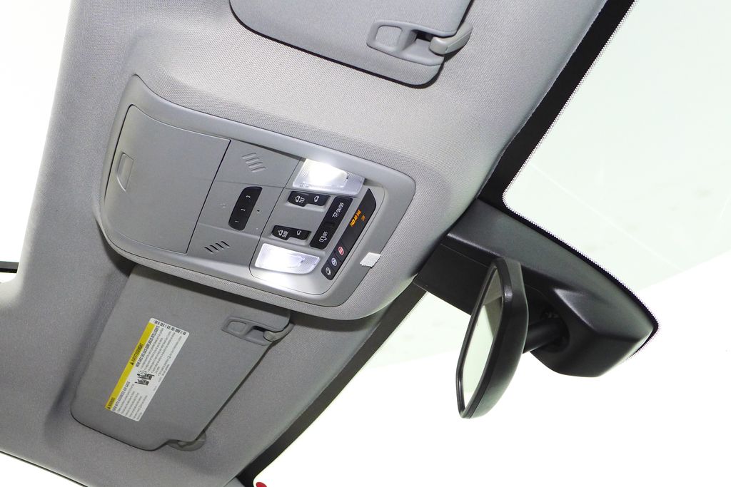 Thumbnail: 2017 GMC Acadia - 17