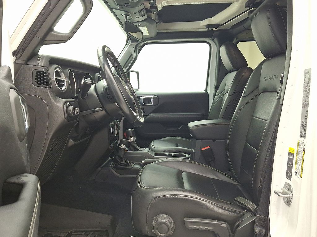 Thumbnail: 2021 Jeep Wrangler - 13