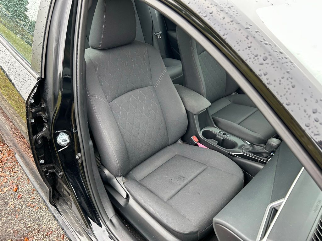 Thumbnail: 2025 Toyota Corolla - 14