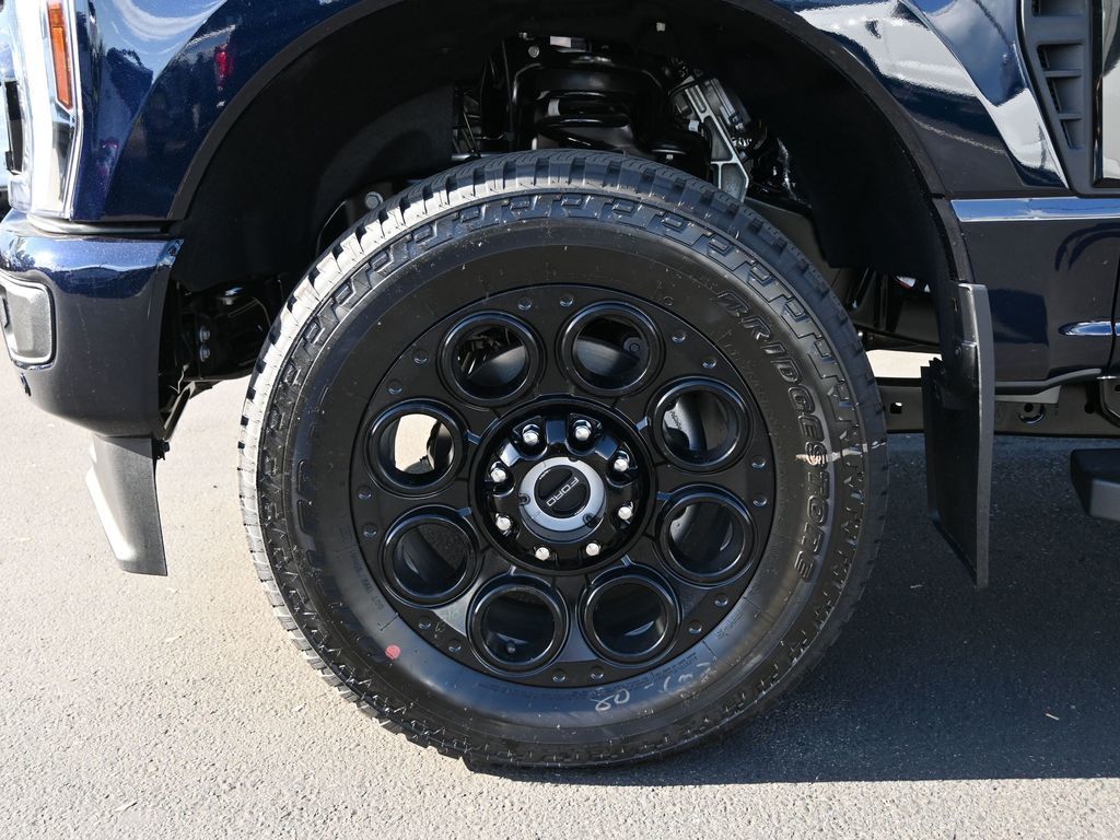 2025 Ford F-350 Super Duty LARIAT