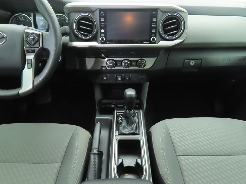 2020 Toyota Tacoma SR5 16