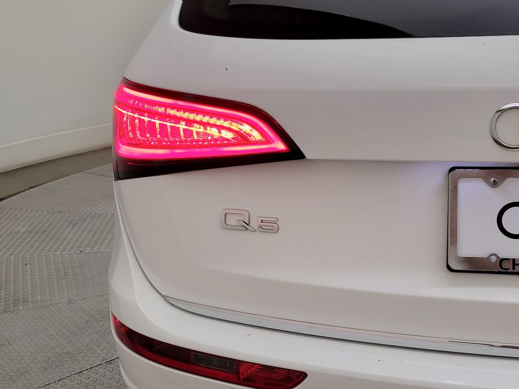 Thumbnail: 2016 Audi Q5 - 9