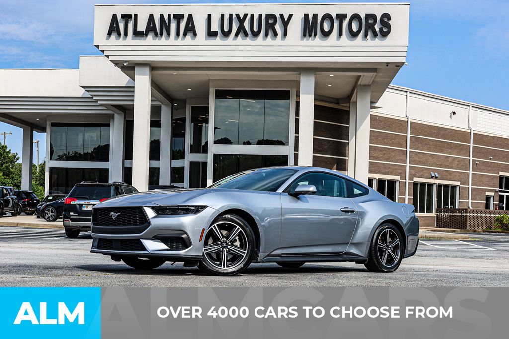 Used 2025 Silver Ford EcoBoost Premium image 3
