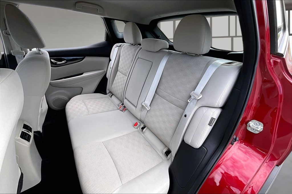 Used 2020 Nissan Rogue Sport SUV