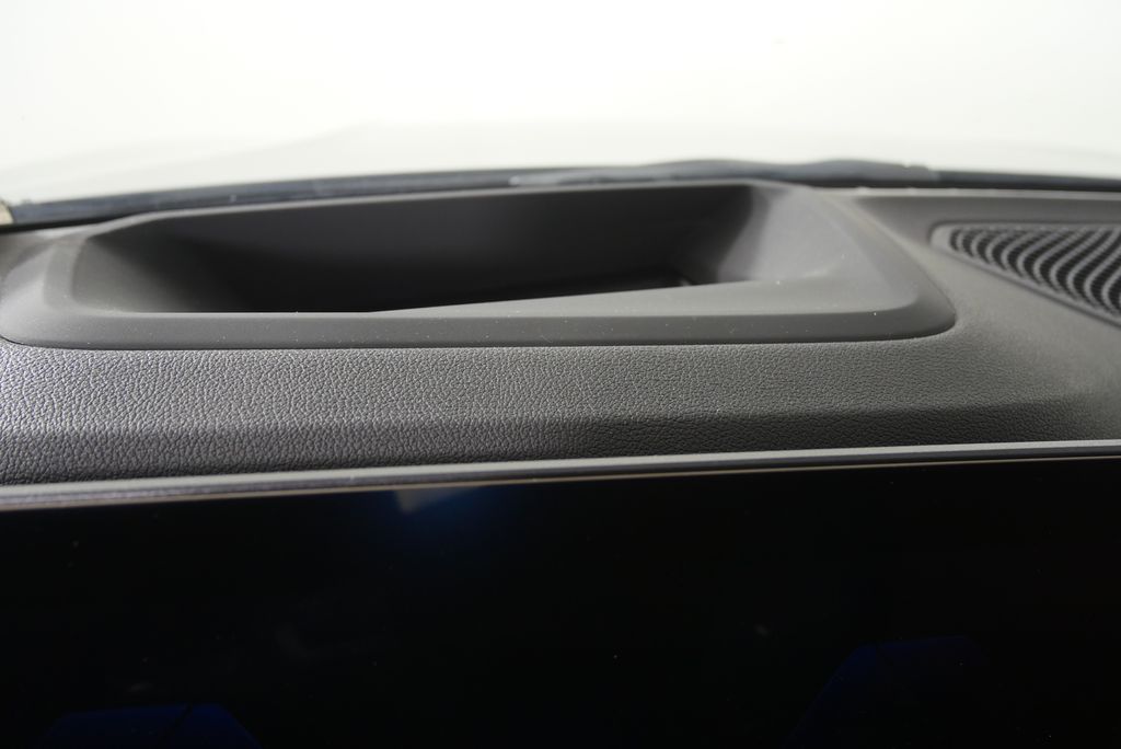Thumbnail: 2025 BMW 3 Series - 20