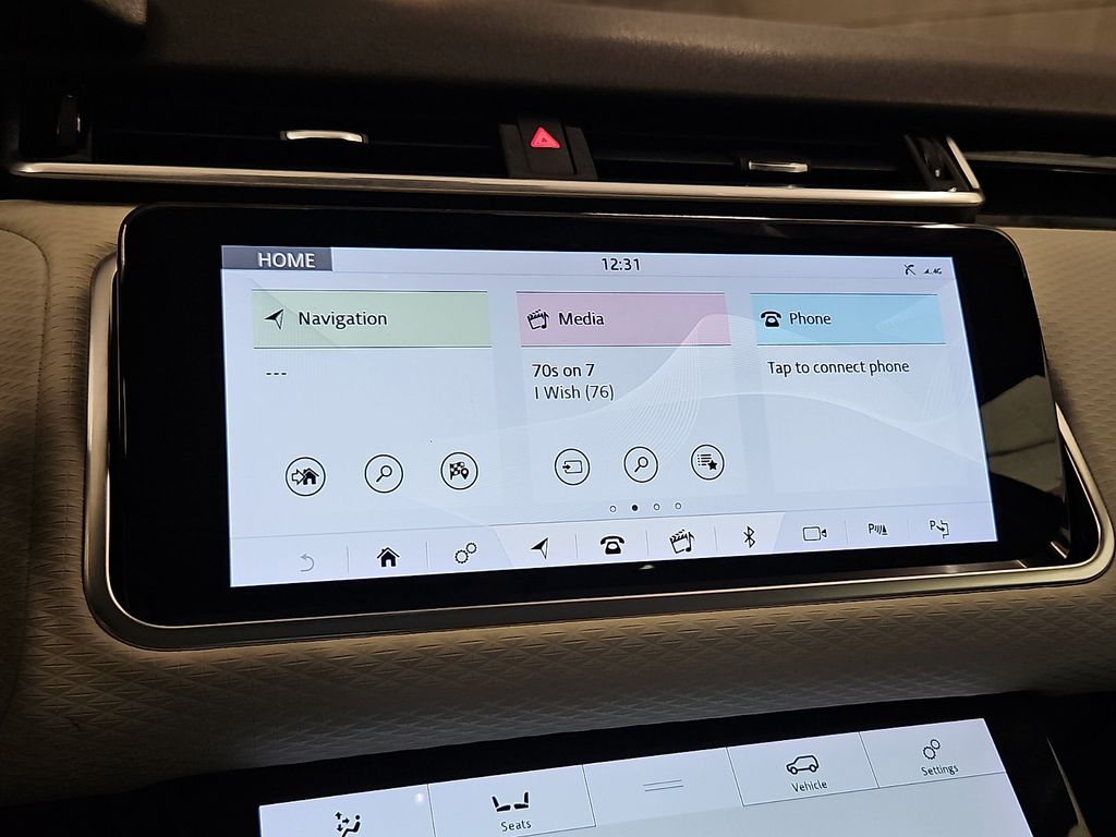 Thumbnail: 2019 Land Rover Range Rover Velar - 19