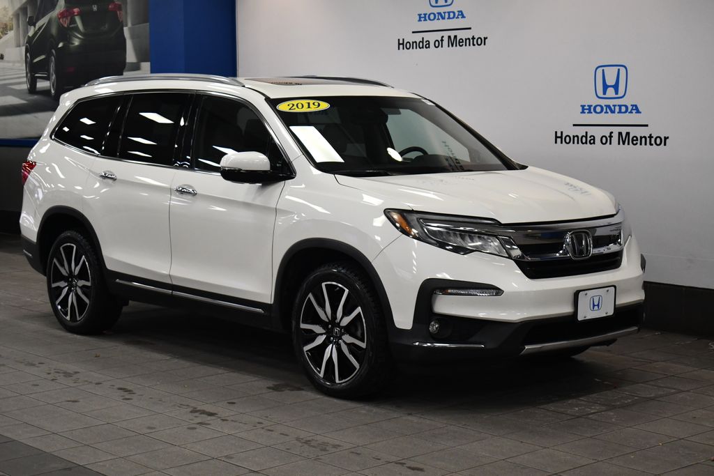 Thumbnail: 2019 Honda Pilot - 10