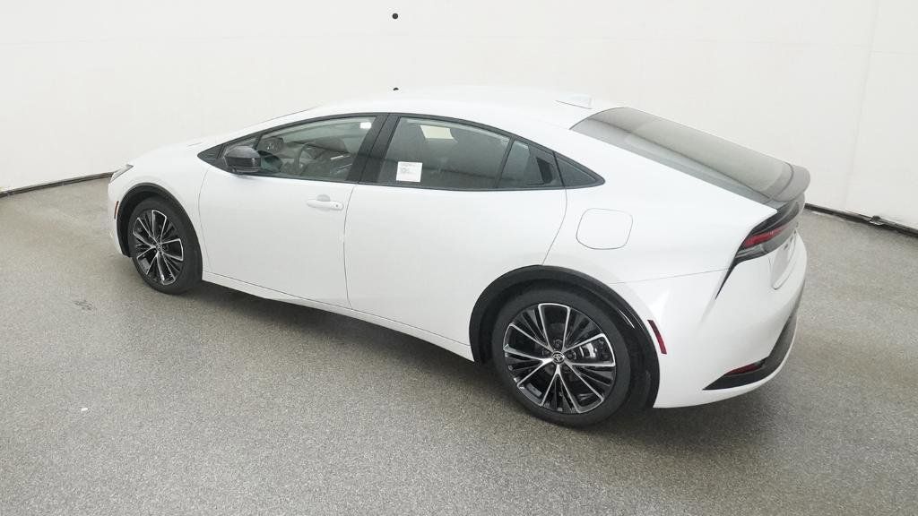 Thumbnail: 2025 Toyota Prius - 29