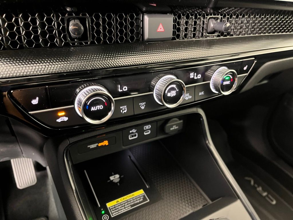 2025 Honda CR-V EX-L 32