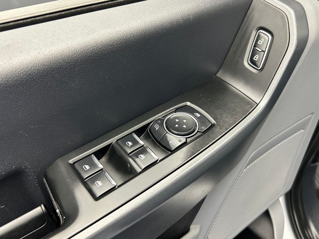 Used 2024 Oxford White Ford XLT image 41