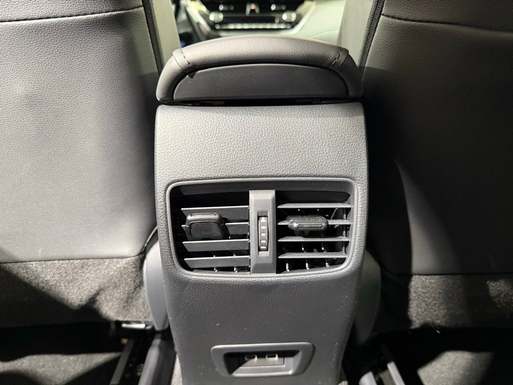 Thumbnail: 2024 Toyota Corolla Cross - 20