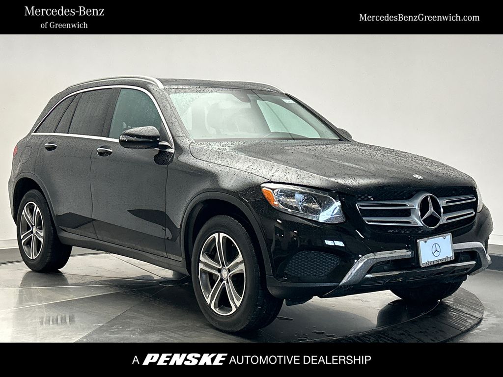 2016 Mercedes-Benz GLC 300 -
                Greenwich, CT