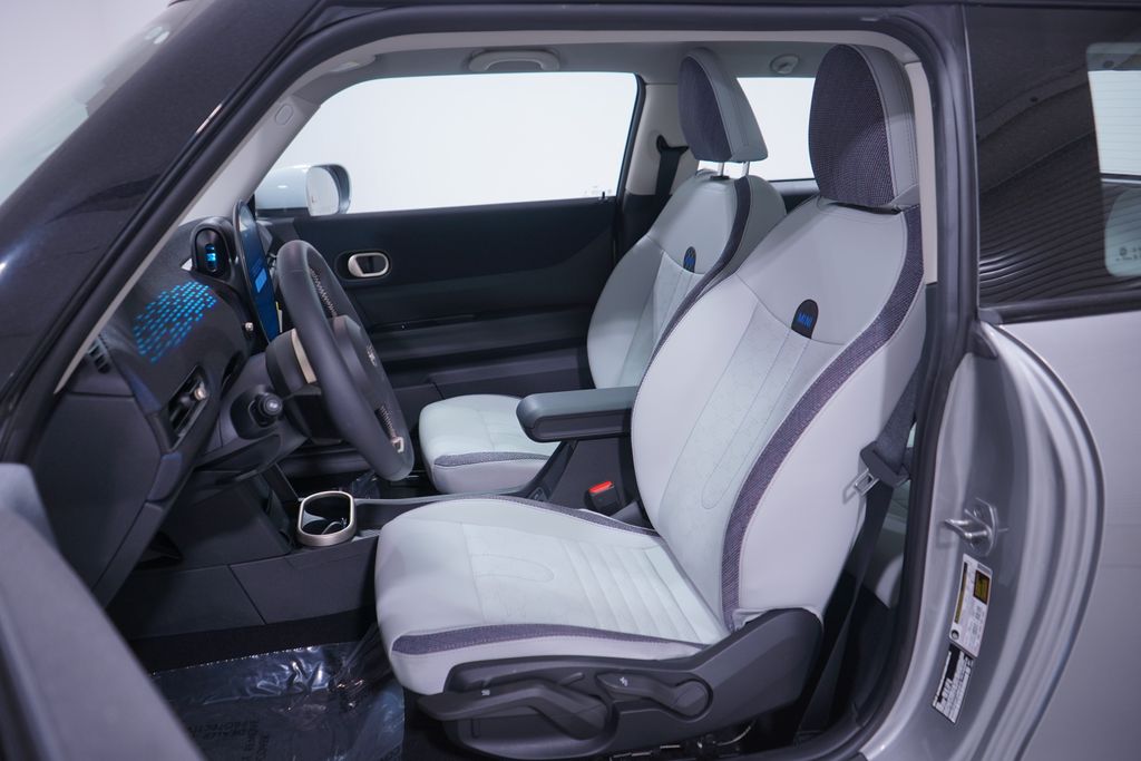 Thumbnail: 2025 MINI Cooper - 7