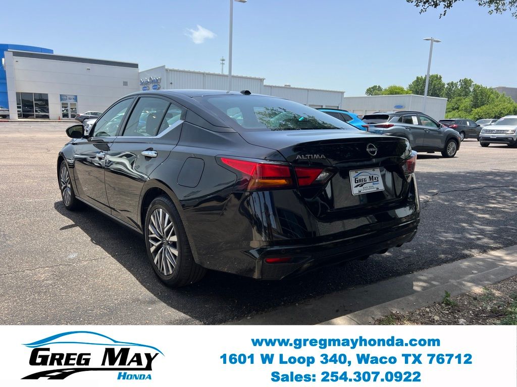 2023 Nissan Altima 2.5 SV - 5
