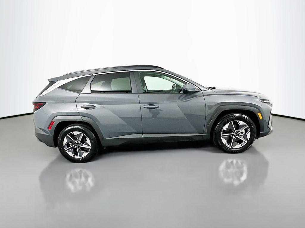 Thumbnail: 2026 Hyundai Tucson - 4