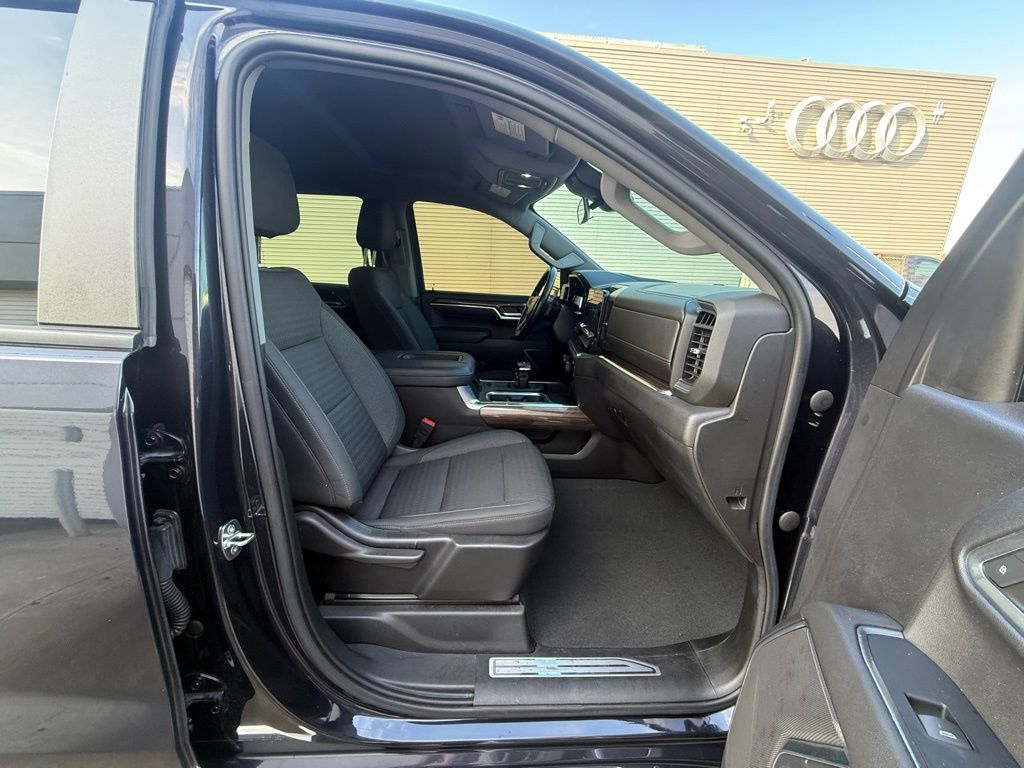 Used 2022 Gray Chevrolet RST image 43