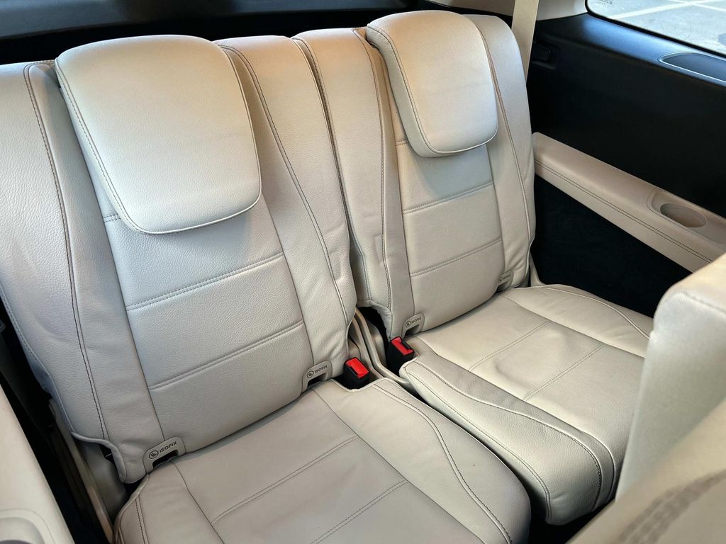 Thumbnail: 2022 Mercedes-Benz GLS - 29