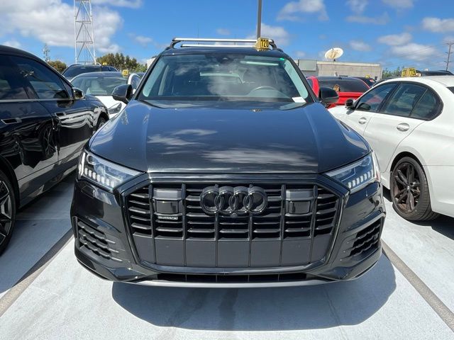 Thumbnail: 2023 Audi Q7 - 3