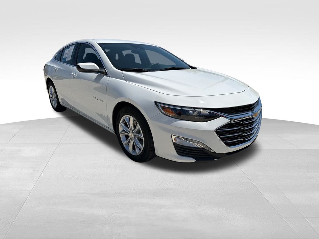 2023 Summit White Chevrolet Malibu LT FWD Sedan