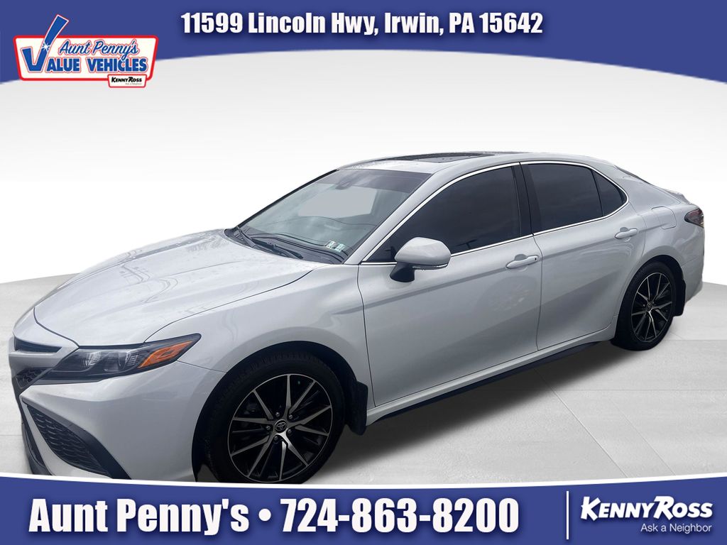 2022 Toyota Camry SE AWD