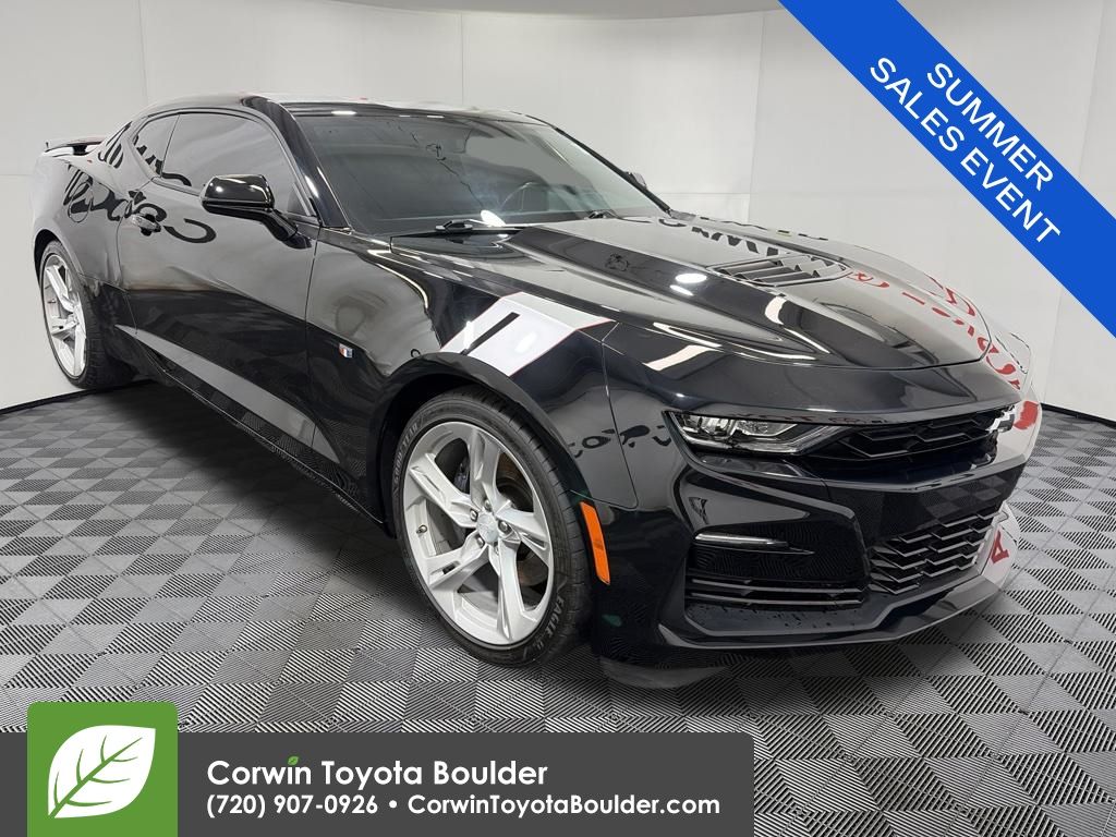 Black 2021 Chevrolet Camaro Coupe Rear-Wheel Drive 6-Speed Manual