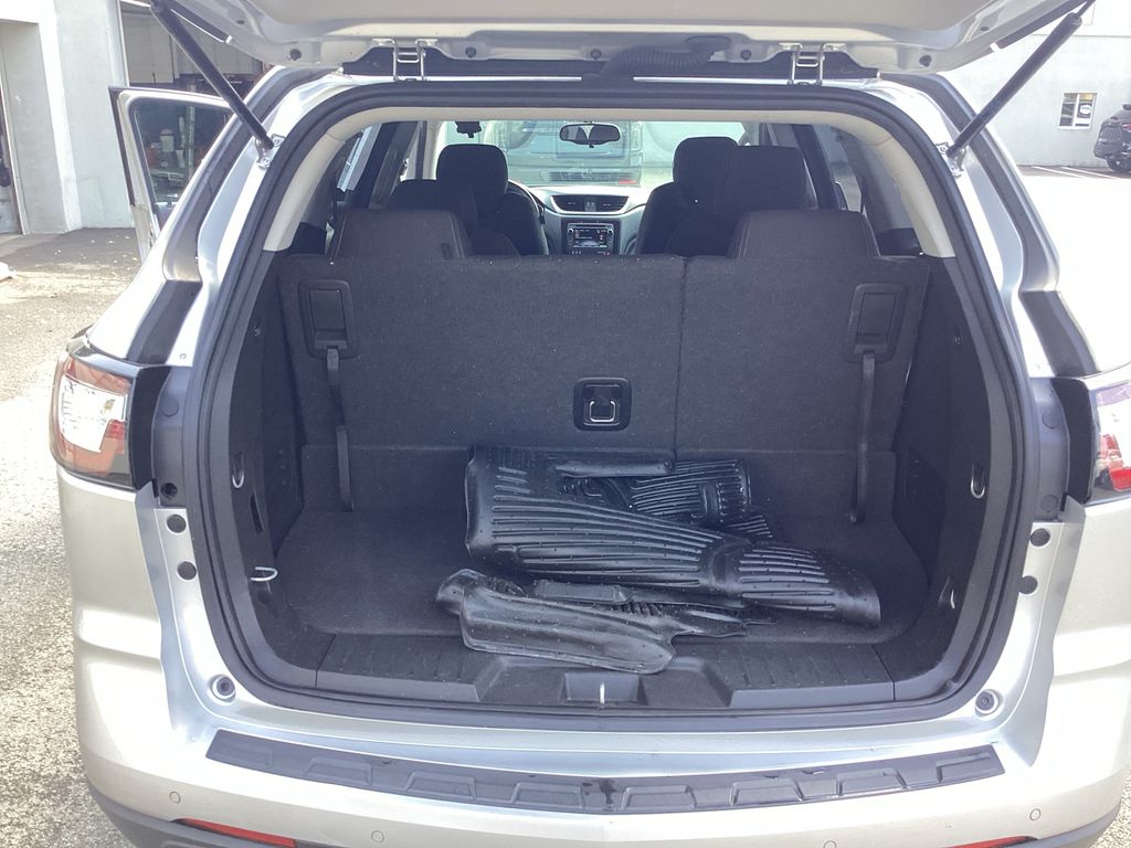 Used 2017 Chevrolet Traverse SUV