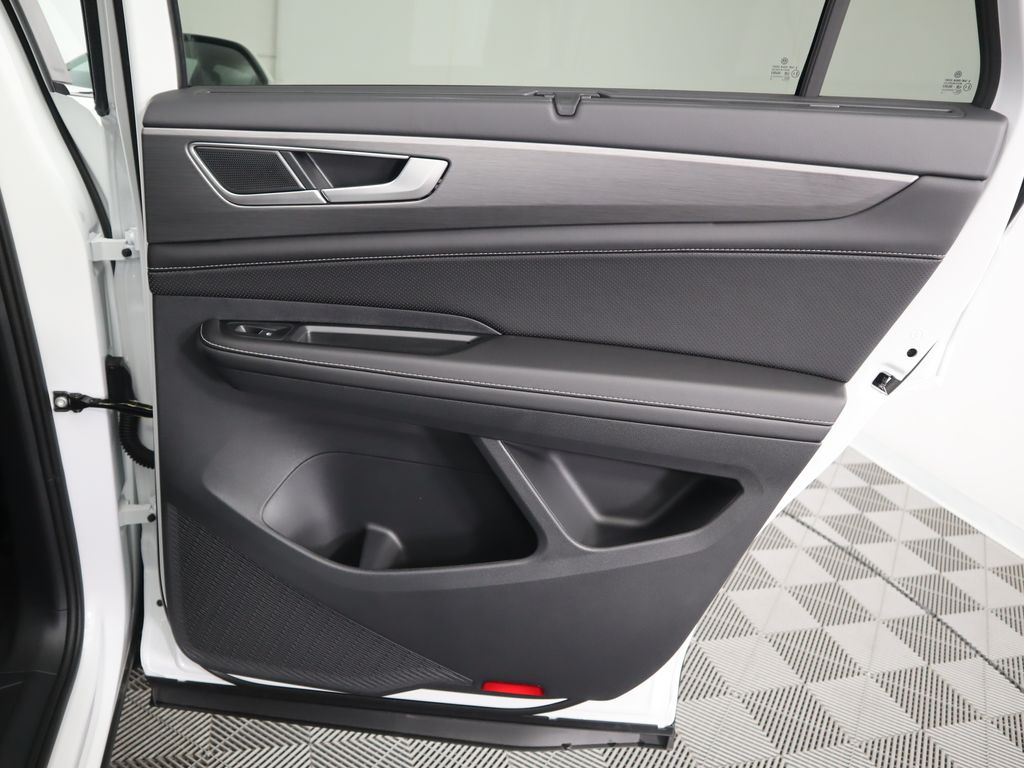 Thumbnail: 2026 Volkswagen Atlas - 27