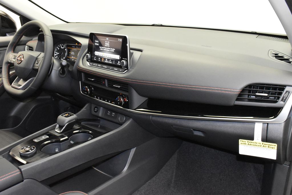 Thumbnail: 2026 Nissan Rogue - 25