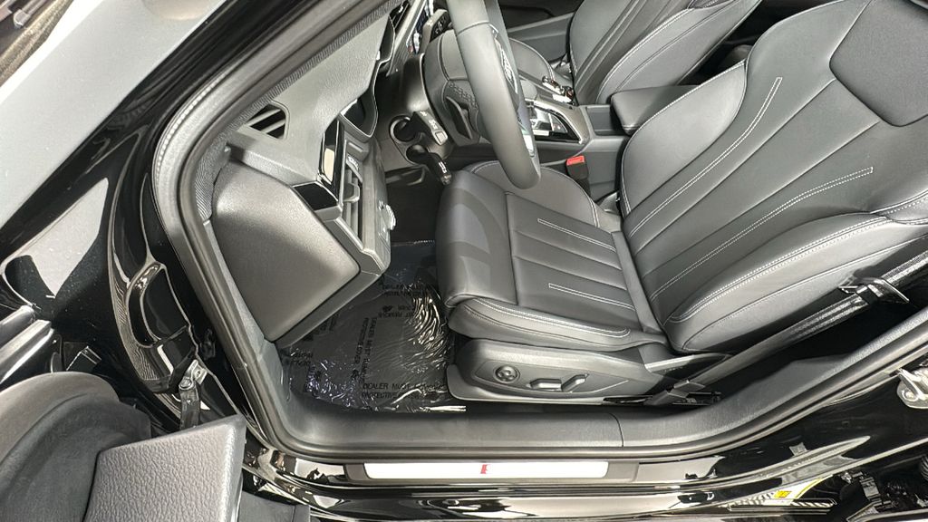 2025 Audi A4  31