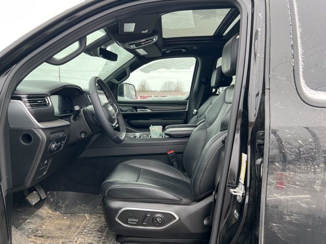 2023 Wagoneer L Wagoneer L