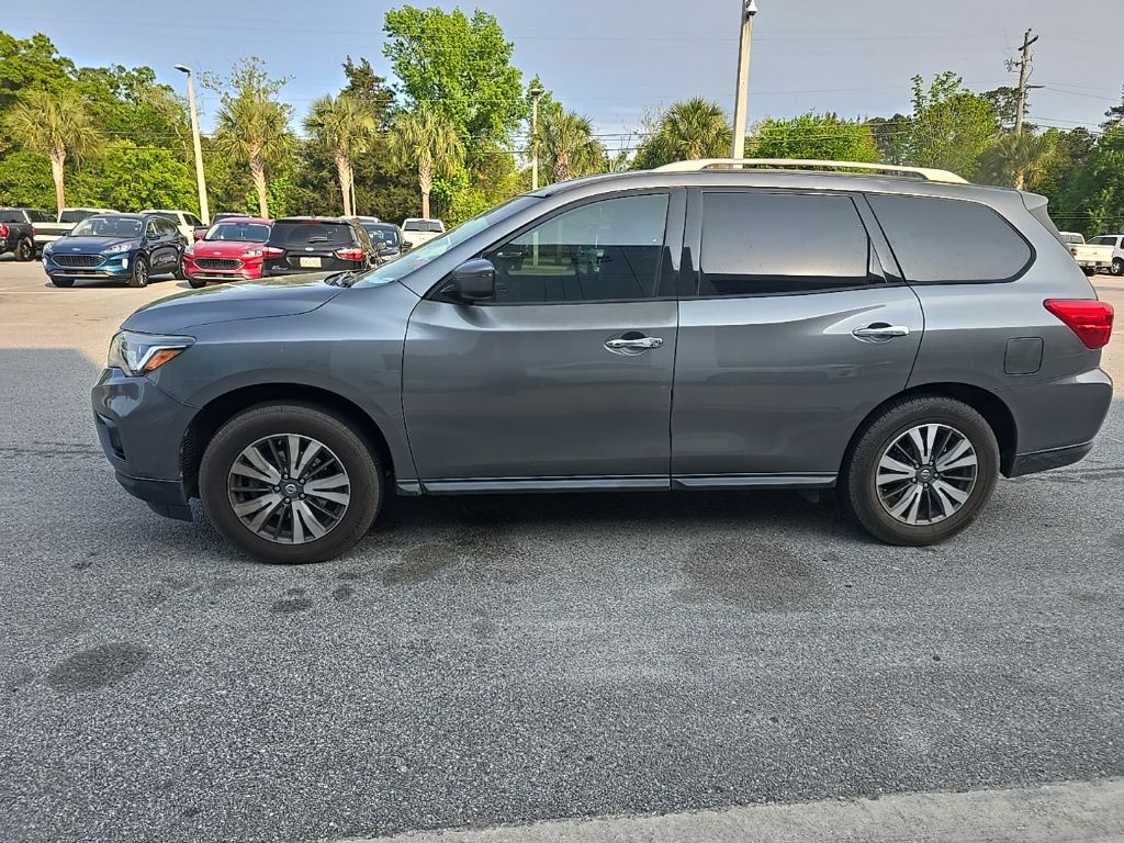 2018 Nissan Pathfinder S