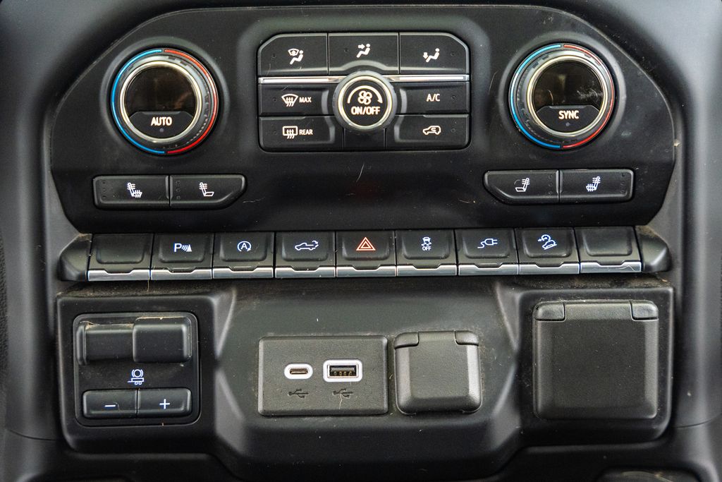 ChevroletSilverado 150026