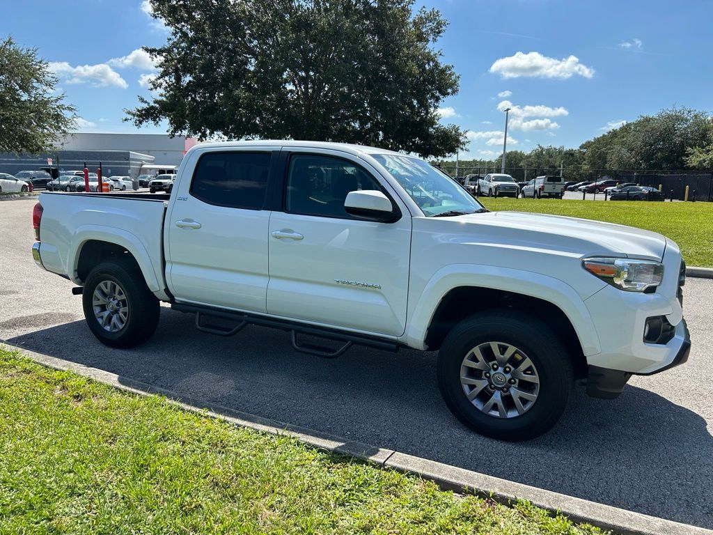 Thumbnail: 2018 Toyota Tacoma - 7