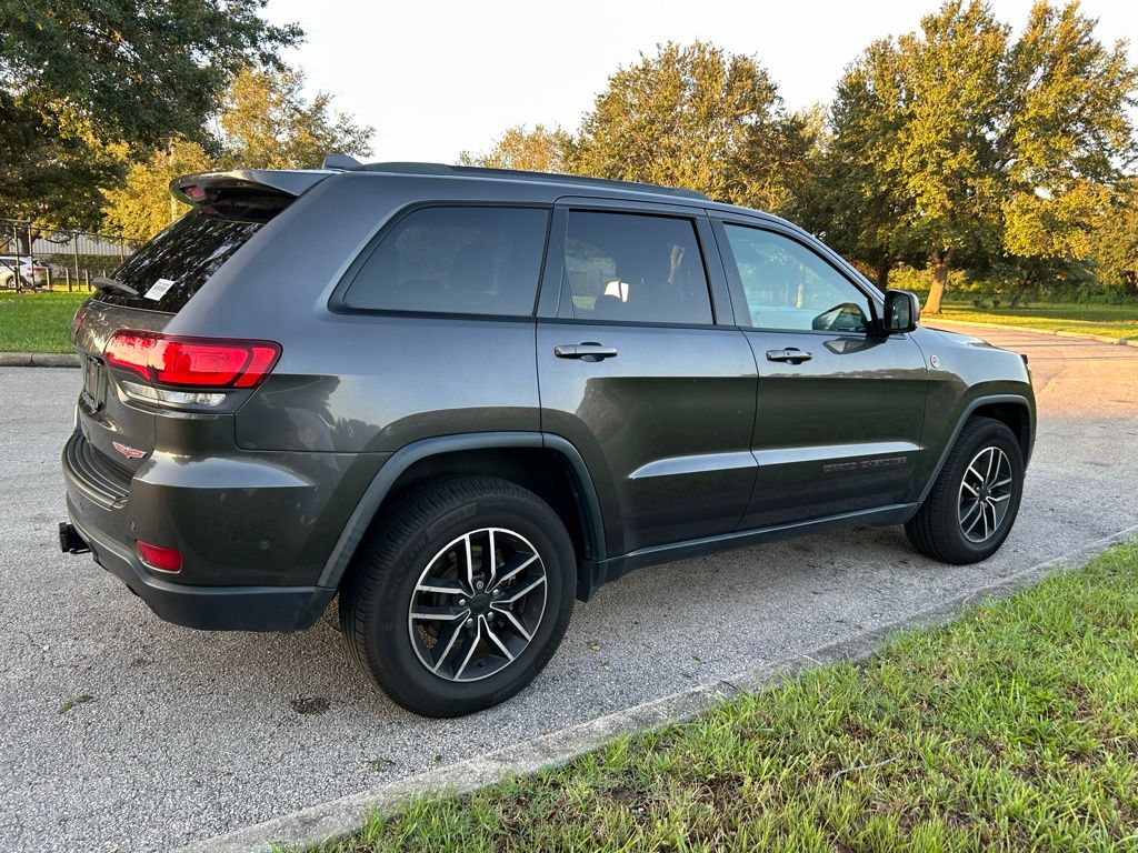Thumbnail: 2019 Jeep Grand Cherokee - 5