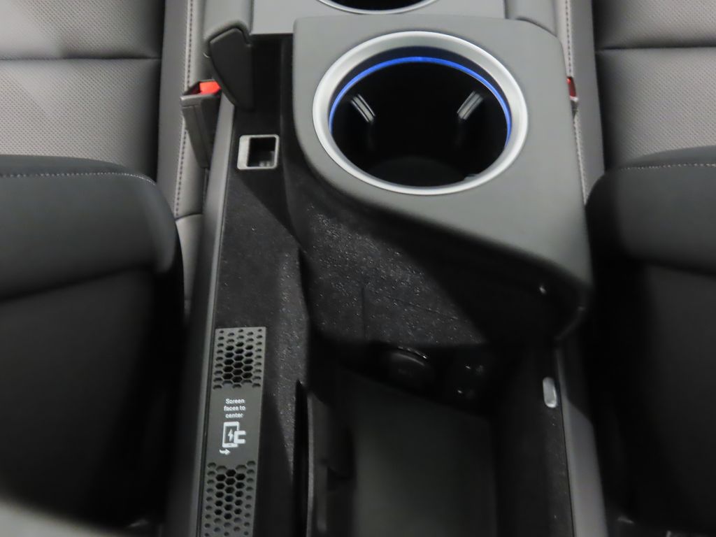 Thumbnail: 2023 Porsche Taycan - 29