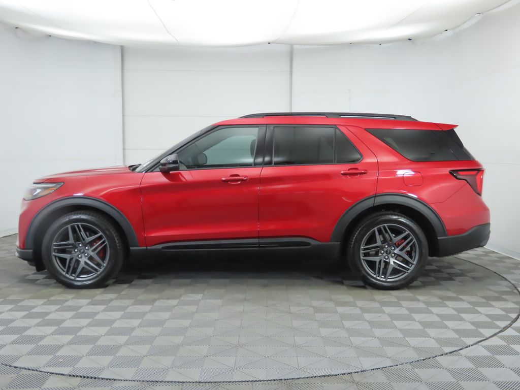 Thumbnail: 2025 Ford Explorer - 8