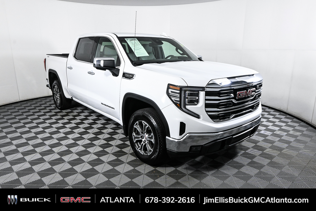 2024 GMC Sierra 1500 SLT 1