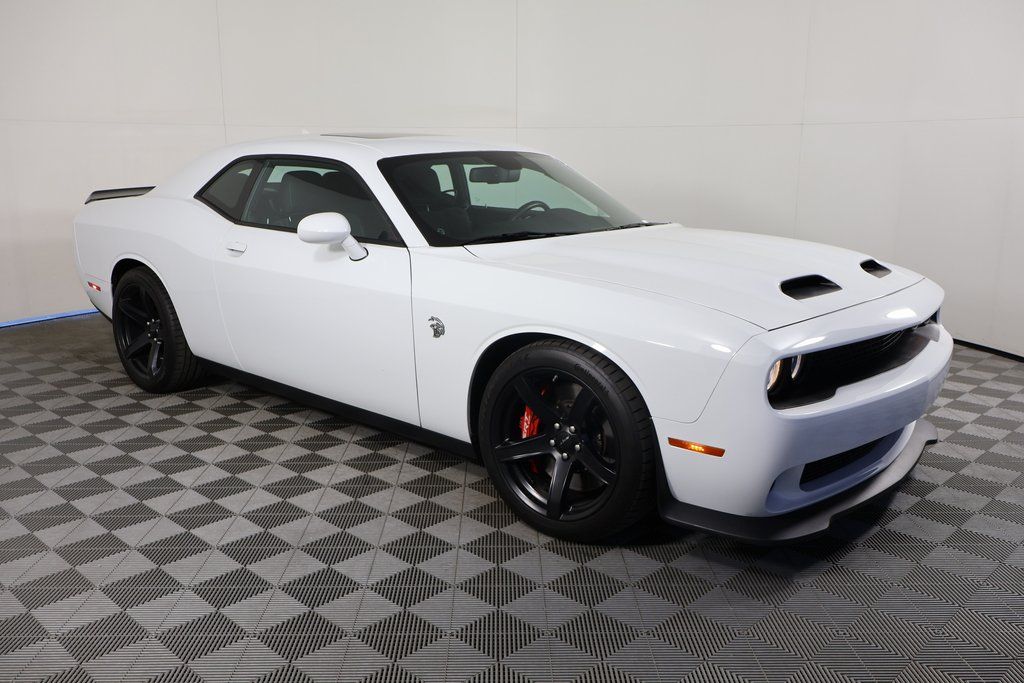 Thumbnail: 2022 Dodge Challenger - 3