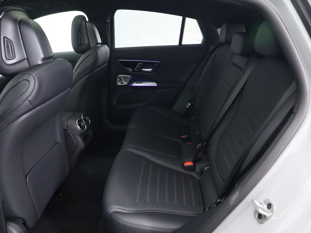 2025 Mercedes-Benz GLC 300 22
