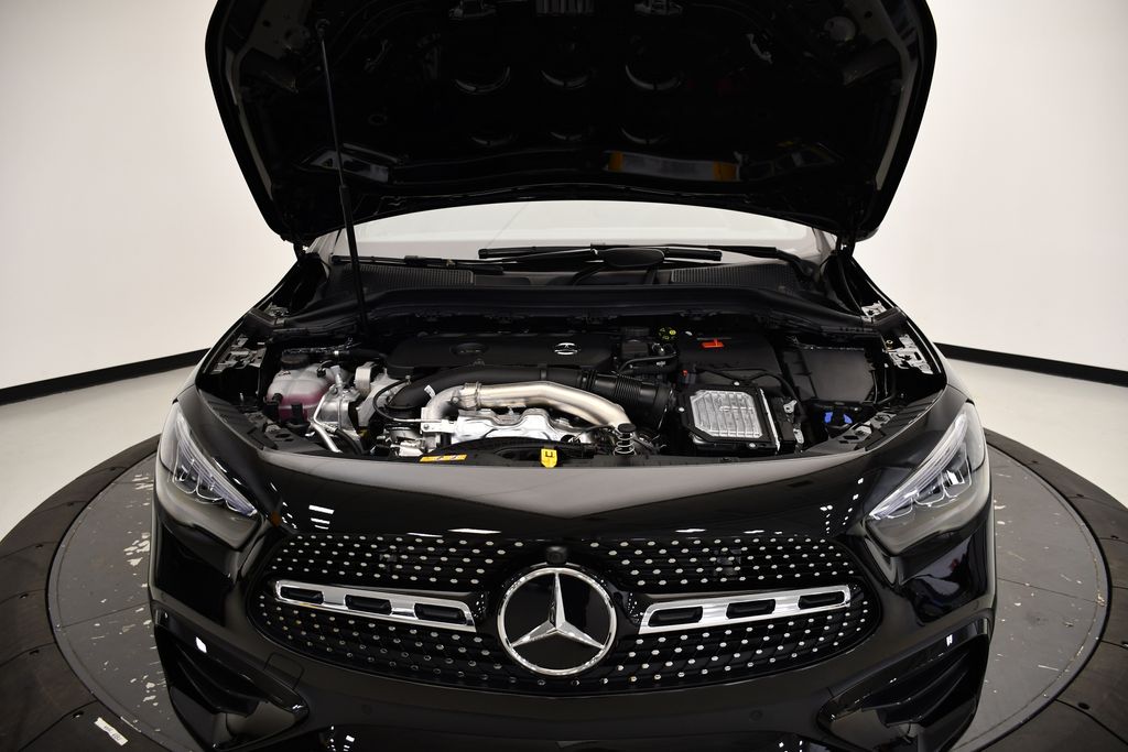 Thumbnail: 2025 Mercedes-Benz GLA - 12