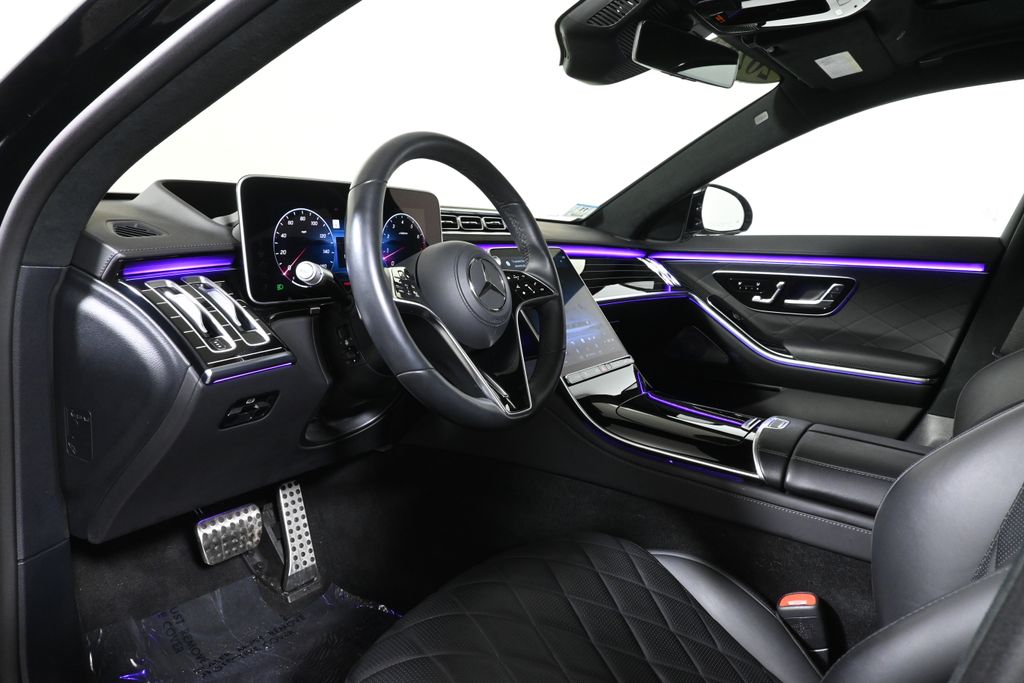 Thumbnail: 2025 Mercedes-Benz S-Class - 15