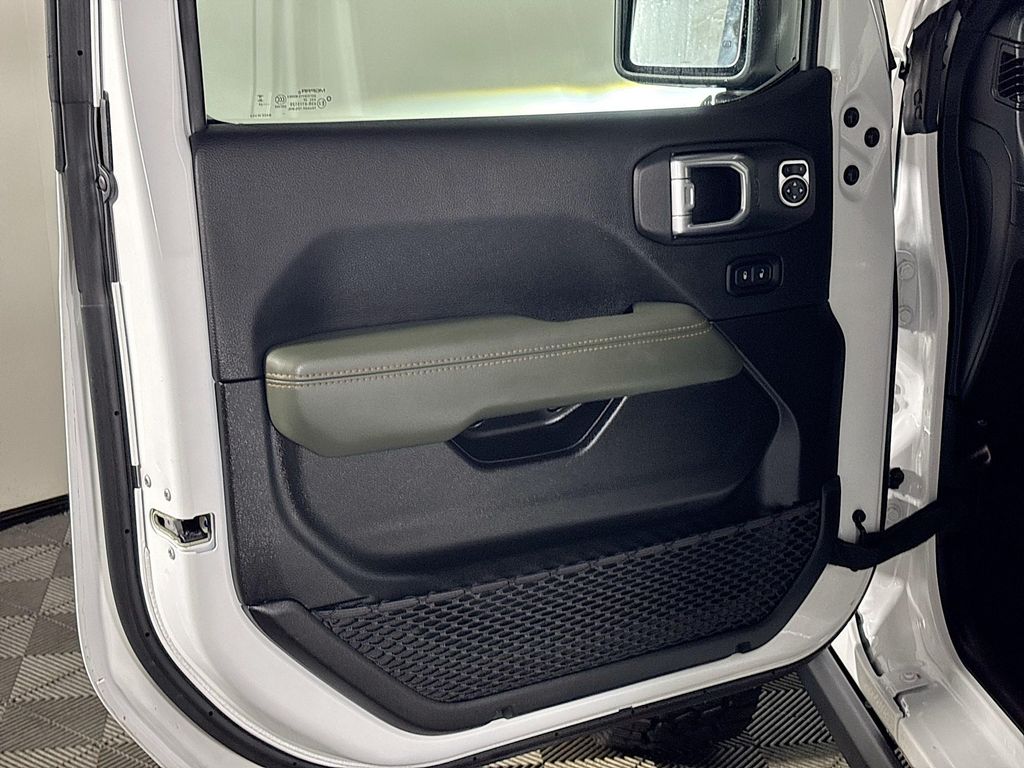 2024 Jeep Gladiator Mojave