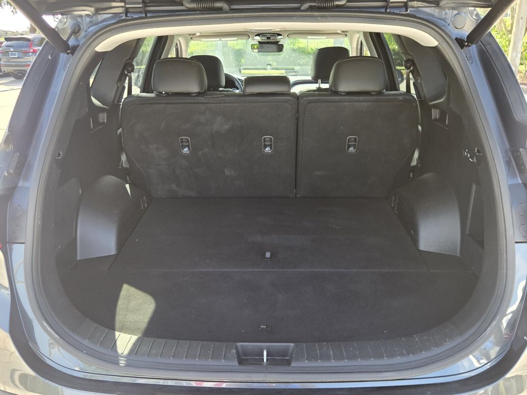 2023 Hyundai Santa Fe - $30,573