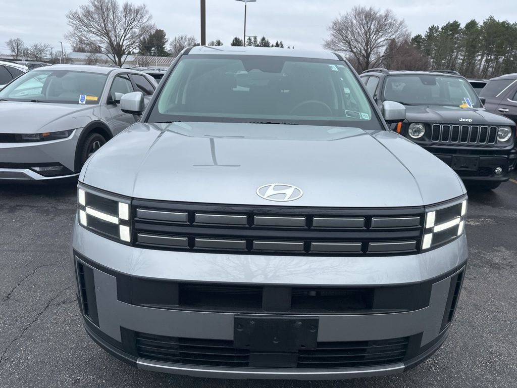 Certified Used 2024 Silver Hyundai SE image 3