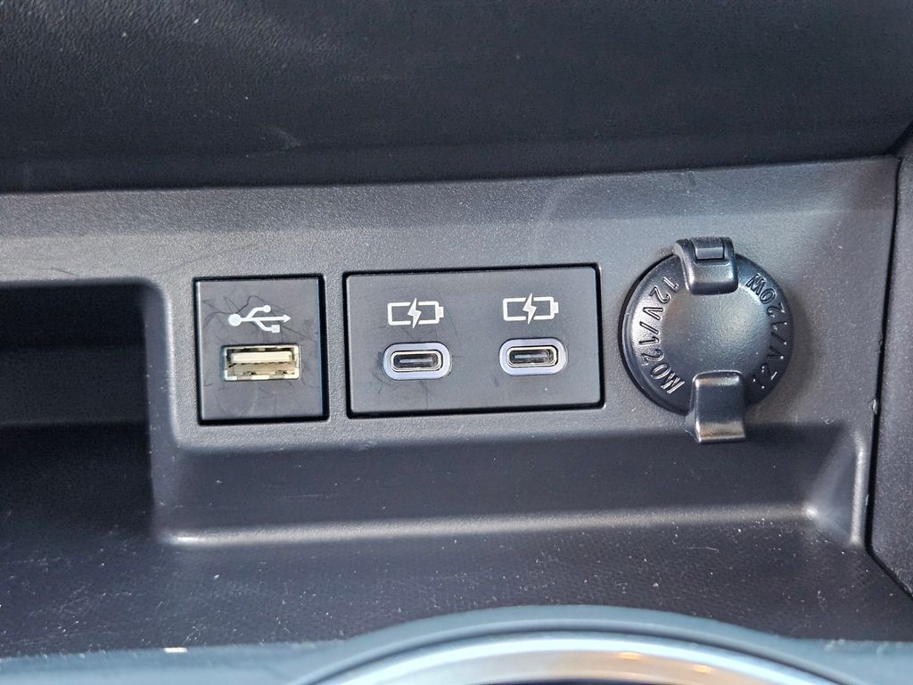 Used Car 2024 Toyota Highlander  Le For Sale Under $35,000 In San Marcos, Texas