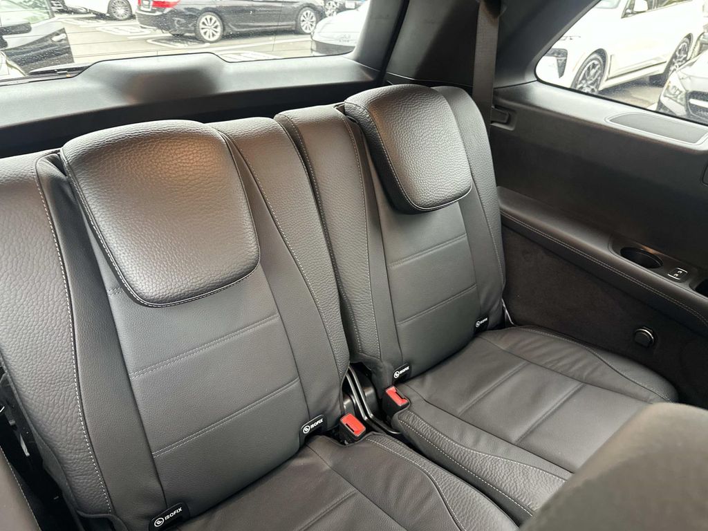 Thumbnail: 2024 Mercedes-Benz GLS - 29