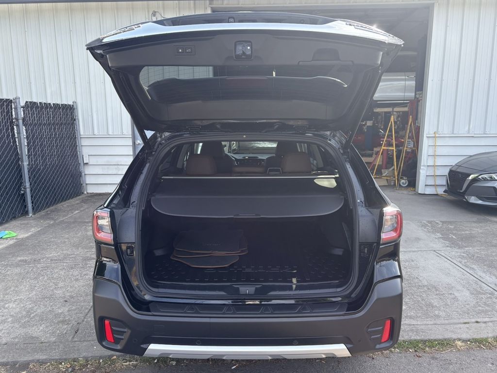 2021 Subaru Outback Touring